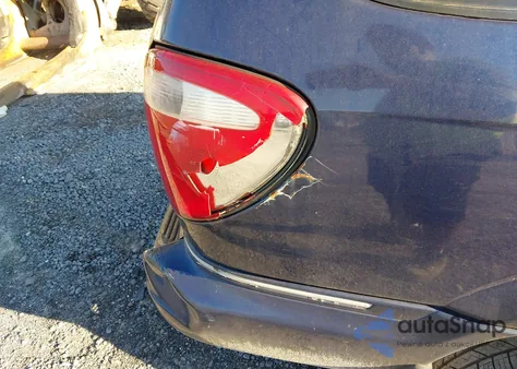 2005 Chrysler Town & Country Limited from USA, damaged, VIN 2C8GP64LX5R232148